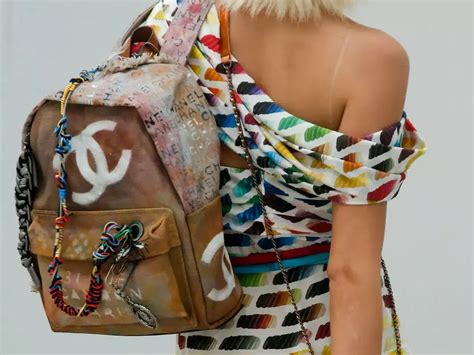 sac a dos chanel graffiti|chanel graffiti suits.